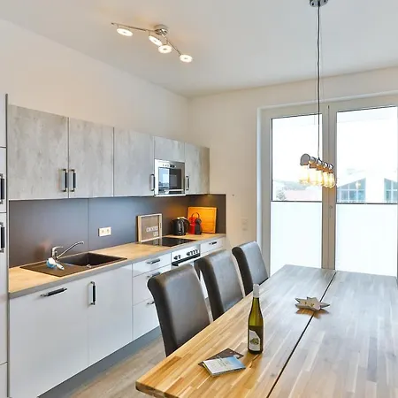 Infinity Apartment *